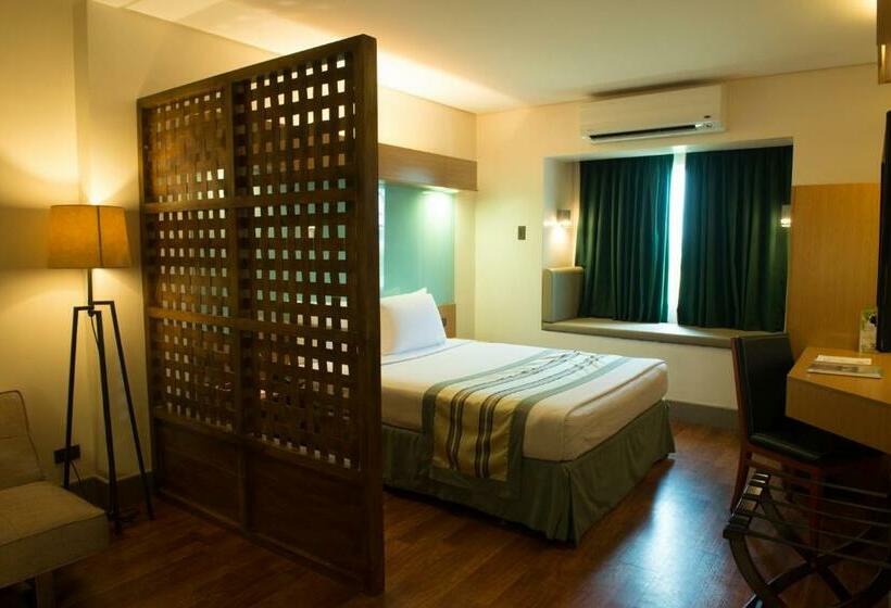 سوییت, Microtel By Wyndham South Forbes Near Nuvali