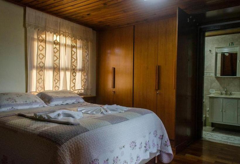 수피리어 트리플 룸, Pousada Heron