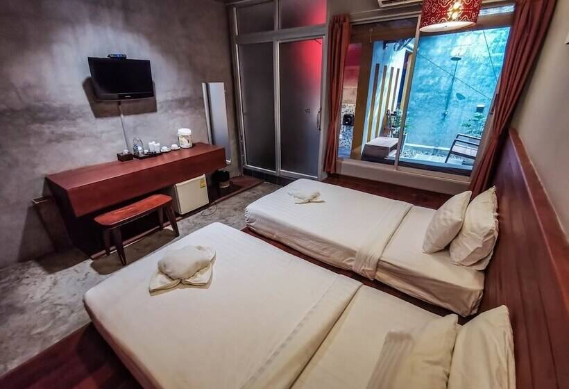 غرفة ديلوكس, Namsai Resort Kanchanaburi