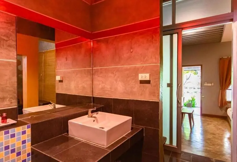 Deluxe-huone King-vuode, Namsai Resort Kanchanaburi