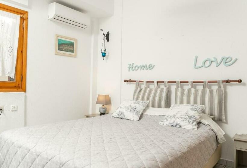 Quarto Estandar Vista Jardim, Xenios Zeus