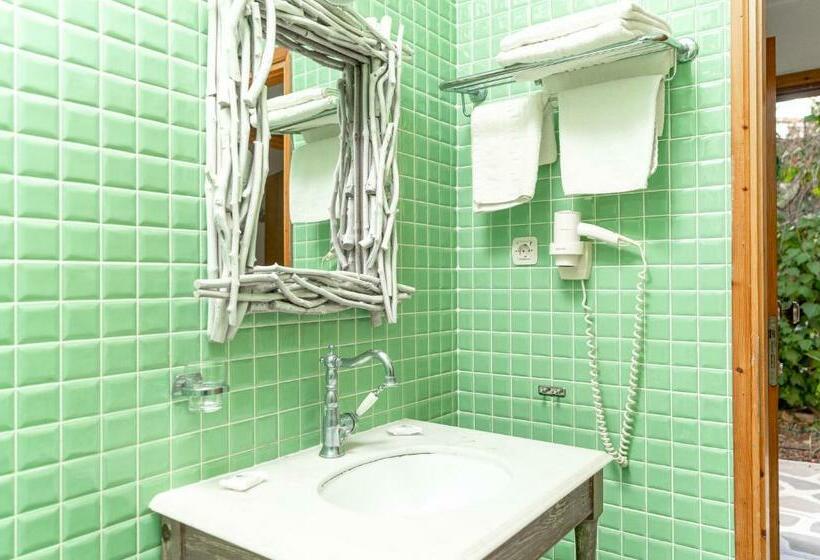 Quarto Estandar Vista Jardim, Xenios Zeus