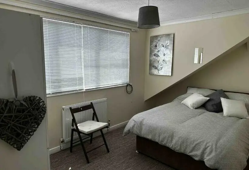 ベーシックルーム, Silverdale House