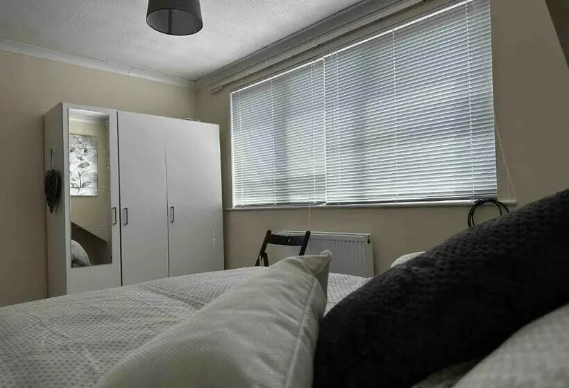 ベーシックルーム, Silverdale House