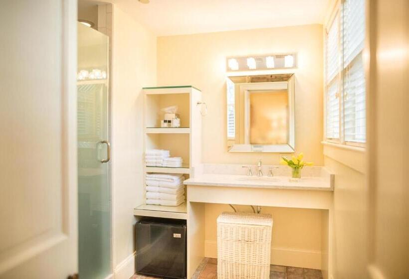 Номер Стандарт, Catherine Ward House Inn