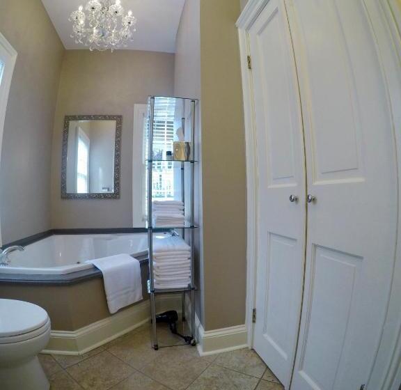 스탠다드 룸 킹사이즈 침대, Catherine Ward House Inn