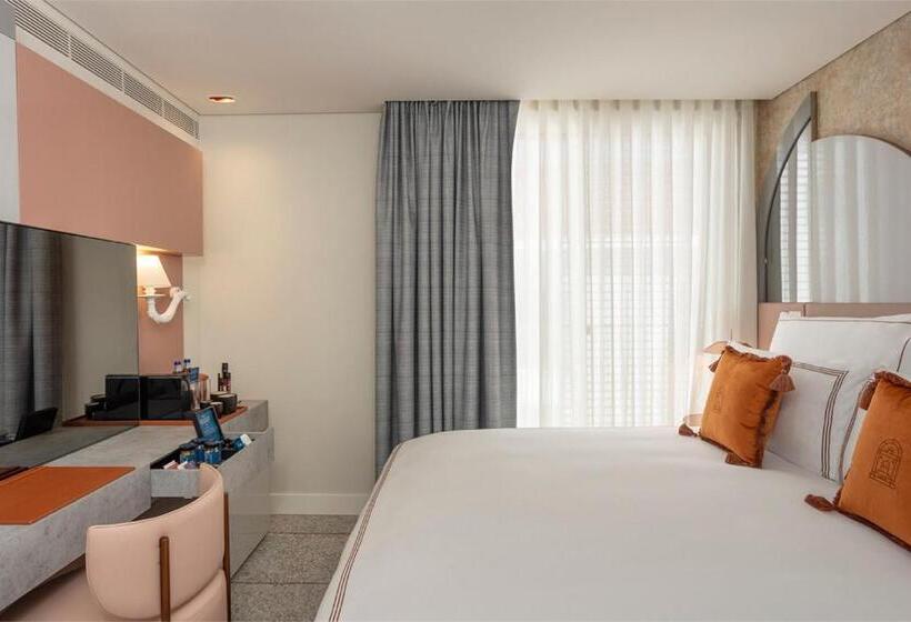 Deluxe Room King Bed & Views, Convent Square Lisbon, Vignette Collection, An Ihg