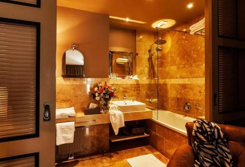 سوئیت 2 خوابه, Baltazár Boutique