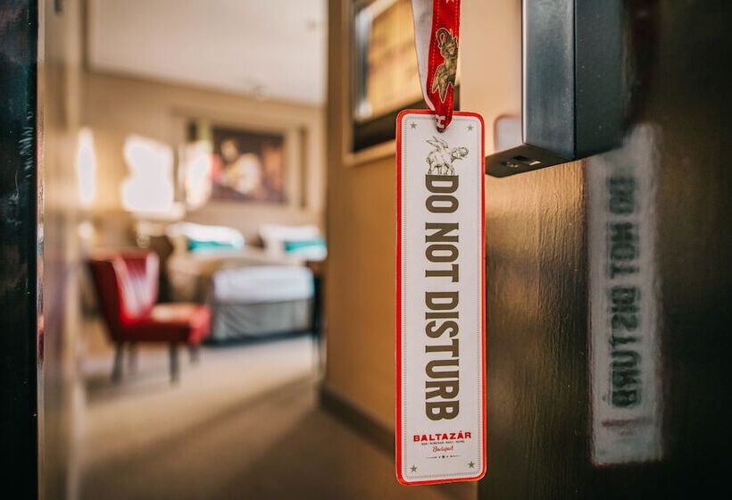 اتاق لوکس, Baltazár Boutique