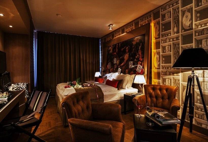 اتاق لوکس, Baltazár Boutique