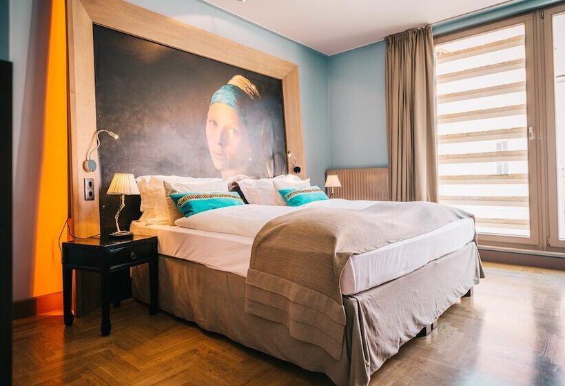 سوییت, Baltazár Boutique