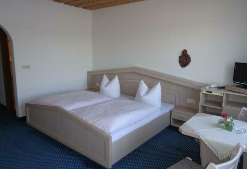 스탠다드 싱글 룸, Am See