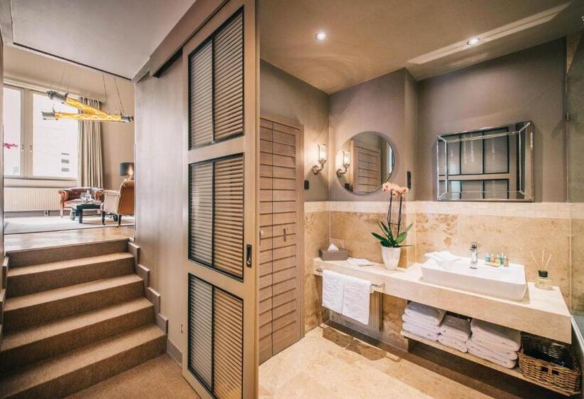 سوئیت 2 خوابه, Baltazár Boutique