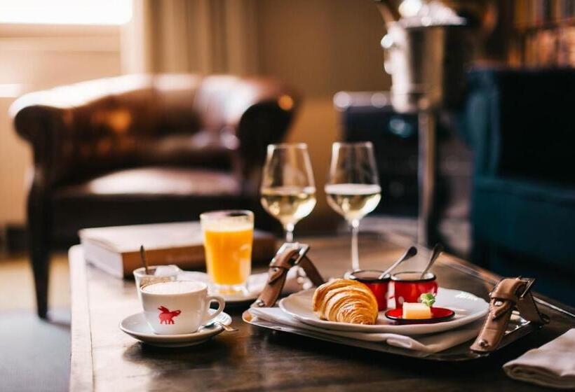 سوئیت 2 خوابه, Baltazár Boutique