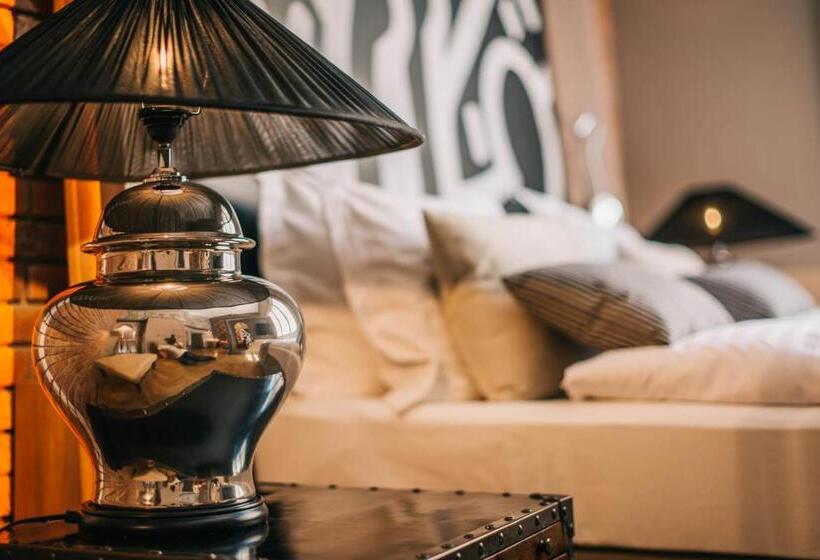 سوئیت 2 خوابه, Baltazár Boutique