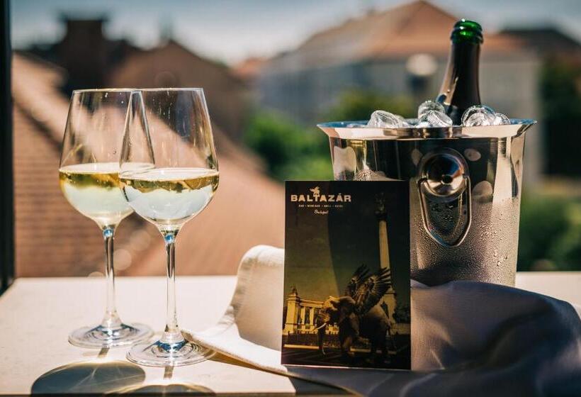 سوییت, Baltazár Boutique