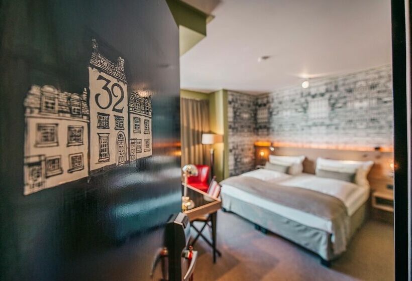 اتاق لوکس, Baltazár Boutique