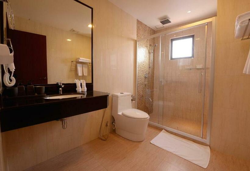 اتاق لوکس, Champa Central