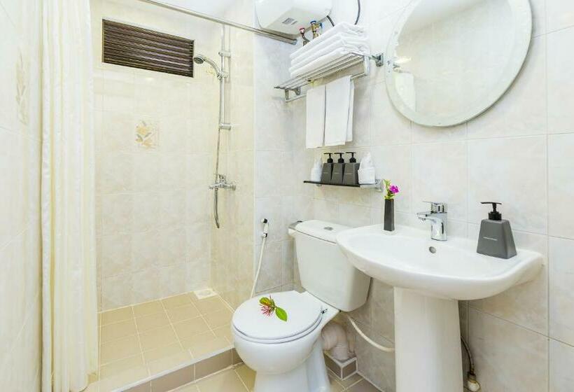 اتاق سوپریور, Champa Central