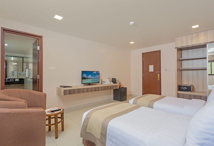 اتاق لوکس, Champa Central