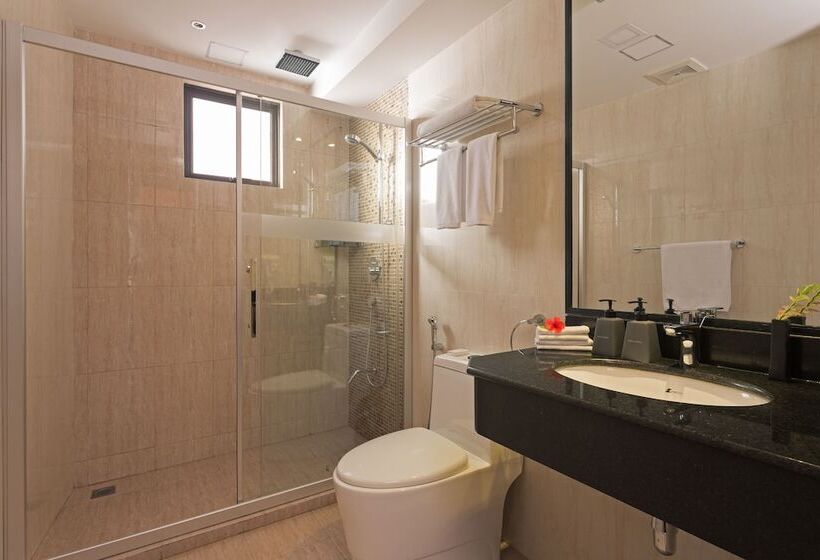 اتاق لوکس, Champa Central