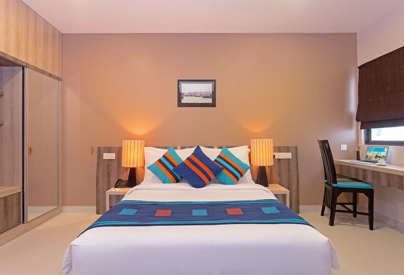 اتاق اجرایی, Champa Central