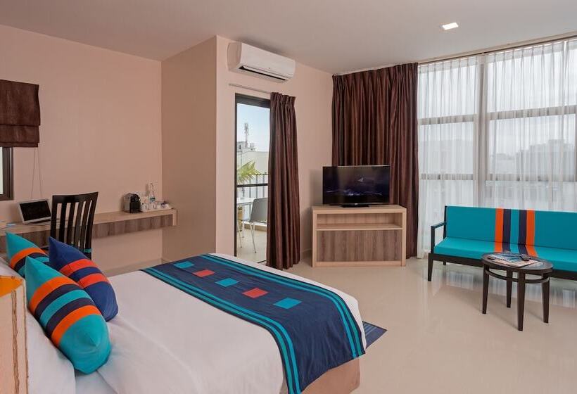 اتاق اجرایی, Champa Central