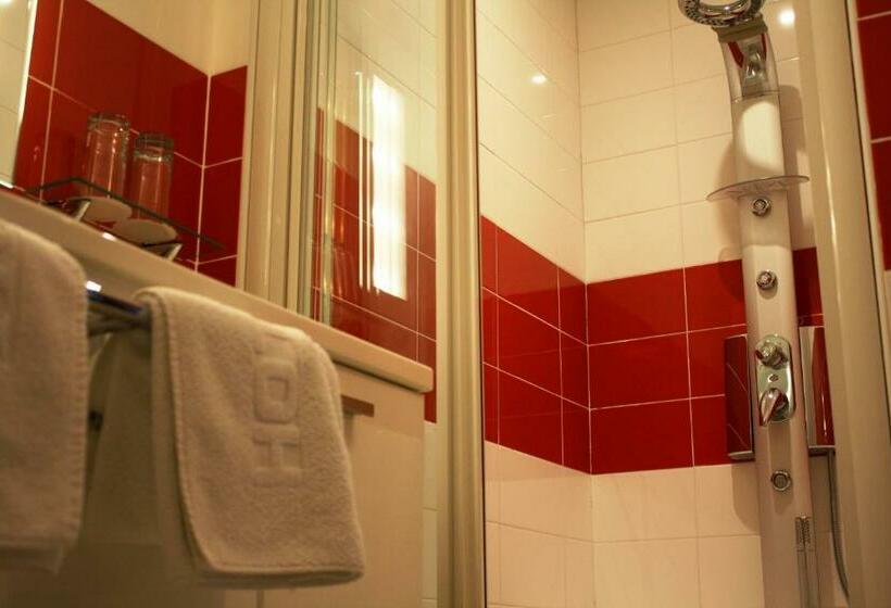 اتاق استاندارد با چشم‌انداز رودخانه, Garni Hotel Leopold I