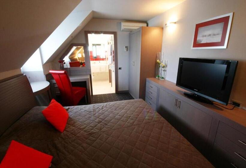 اتاق استاندارد با چشمانداز رودخانه, Garni Hotel Leopold I