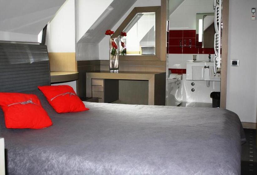 سوئیت با چشمانداز رودخانه, Garni Hotel Leopold I