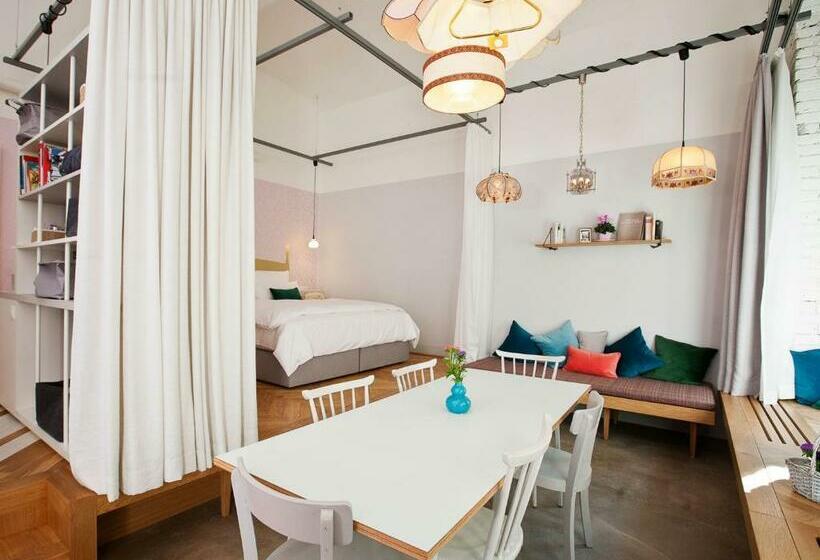 سوییت, Grätzlhotel Karmelitermarkt