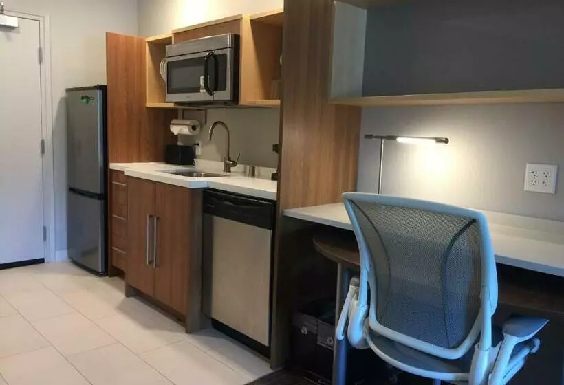 Deluxe Suite King Bed, Home2suites By Hilton Dupont, Wa