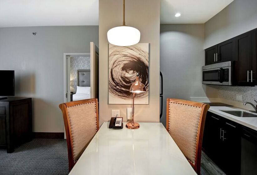 Люкс Кровать Кинг, Homewood Suites By Hilton Dallas Arlington South