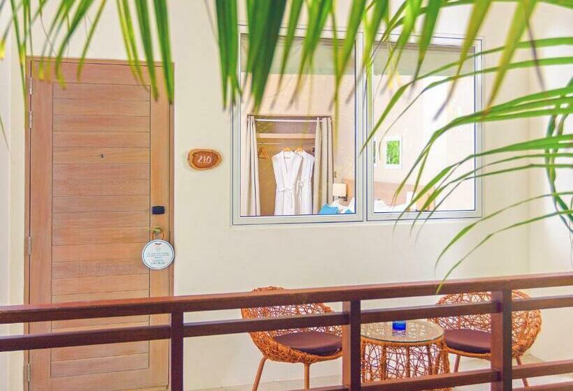 اتاق استاندارد با چشمانداز باغ, Malahini Kuda Bandos Resort