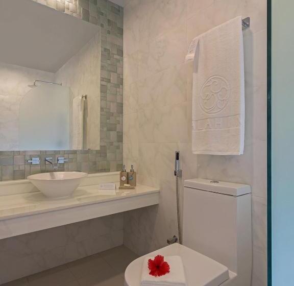 اتاق استاندارد با چشمانداز باغ, Malahini Kuda Bandos Resort