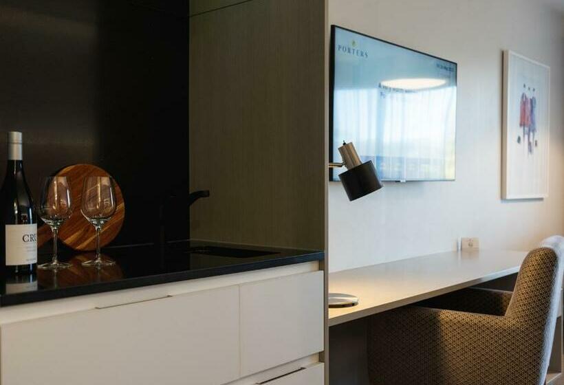 חדר דלוקס, Porters Boutique