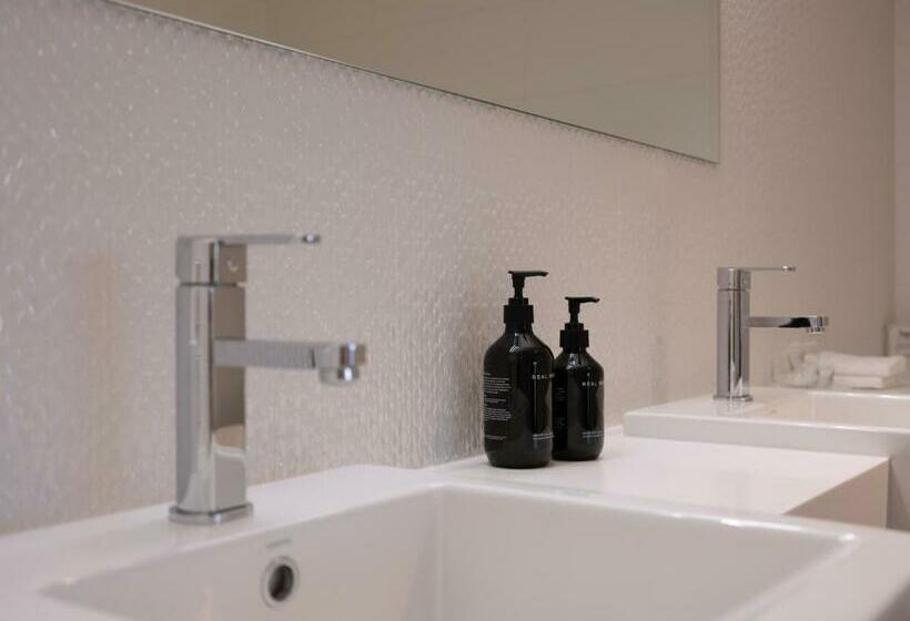 חדר דלוקס, Porters Boutique