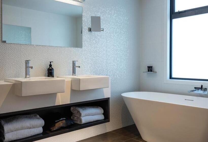 סוויטה מלכותית, Porters Boutique