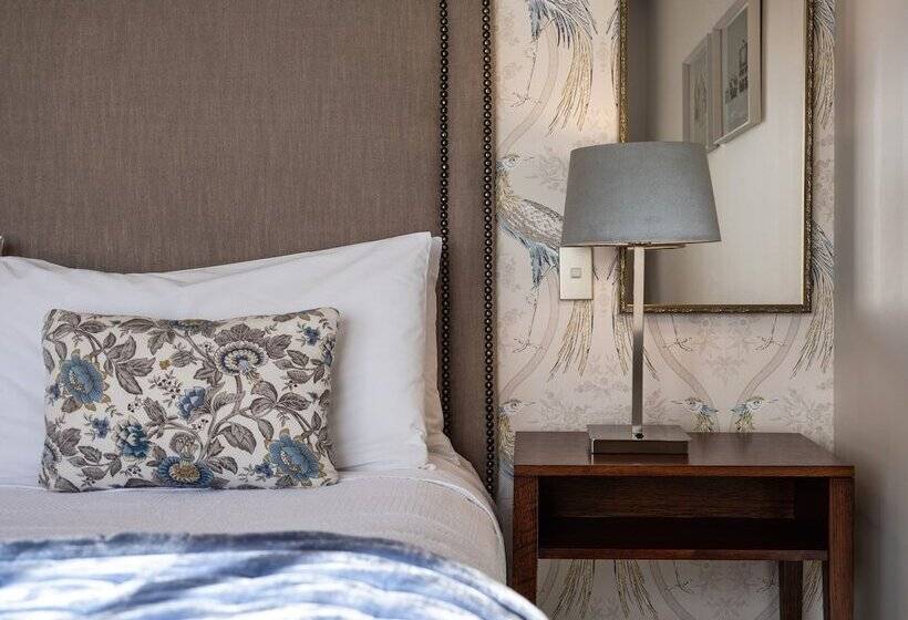 סוויטה מלכותית, Porters Boutique