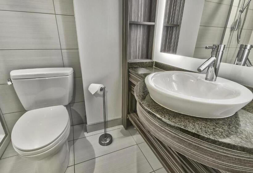 اتاق استاندارد اینتریور, Quebec Inn