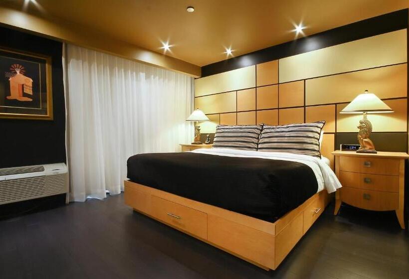 سوئیت با تخت بزرگ, Quebec Inn