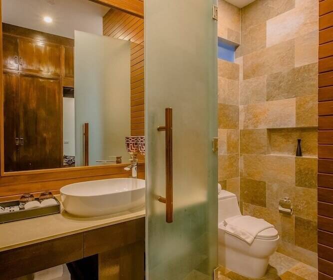 غرفة ديلوكس, The Privilege Hotel Ezra Beach Club