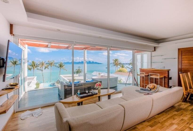 جناح دور أخير, The Privilege Hotel Ezra Beach Club