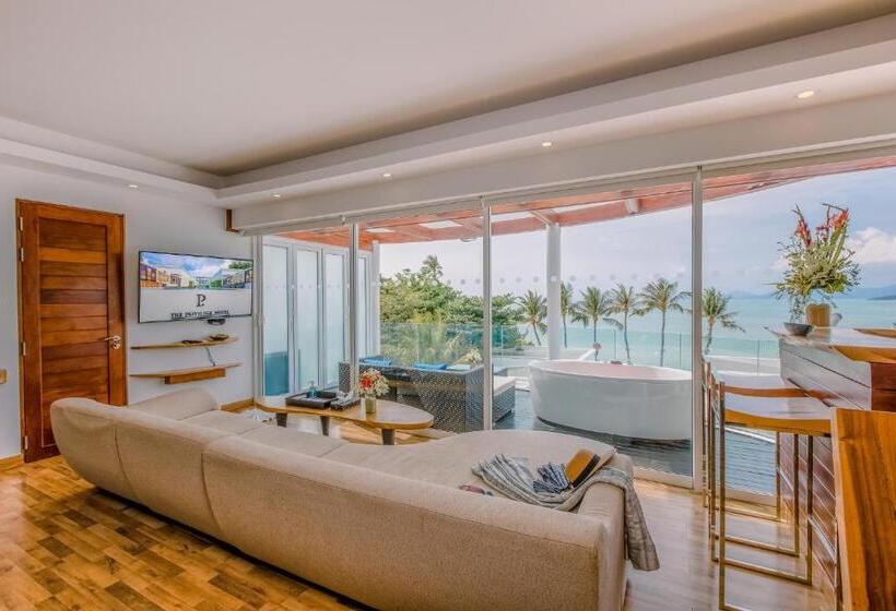 غرفة عائلية مطلّة علي البحر, The Privilege Hotel Ezra Beach Club