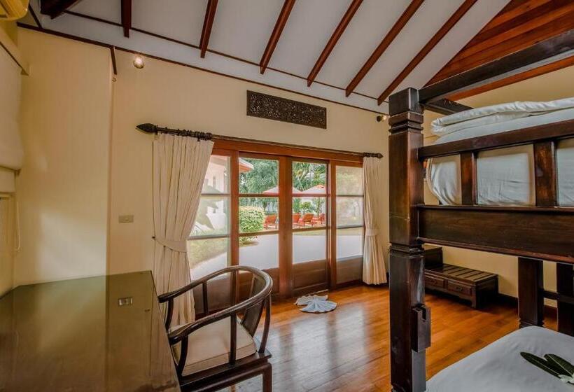 فيلا غرفة نوم واحدة, The Privilege Hotel Ezra Beach Club