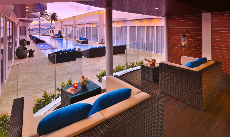 디럭스 룸, The Privilege Hotel Ezra Beach Club