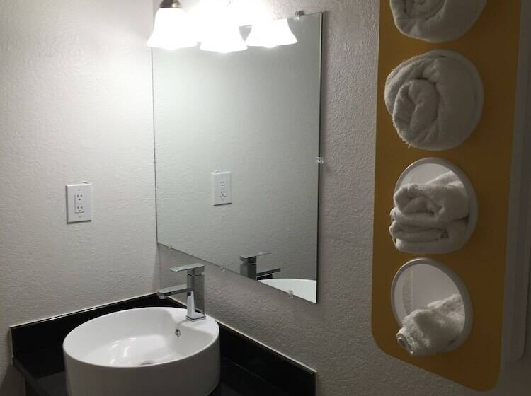 غرفة ديلوكس, Motel 6 Prairie Du Chien, Wi