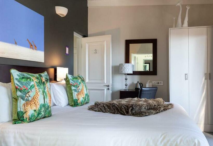 スタンダードルーム, Derwent House