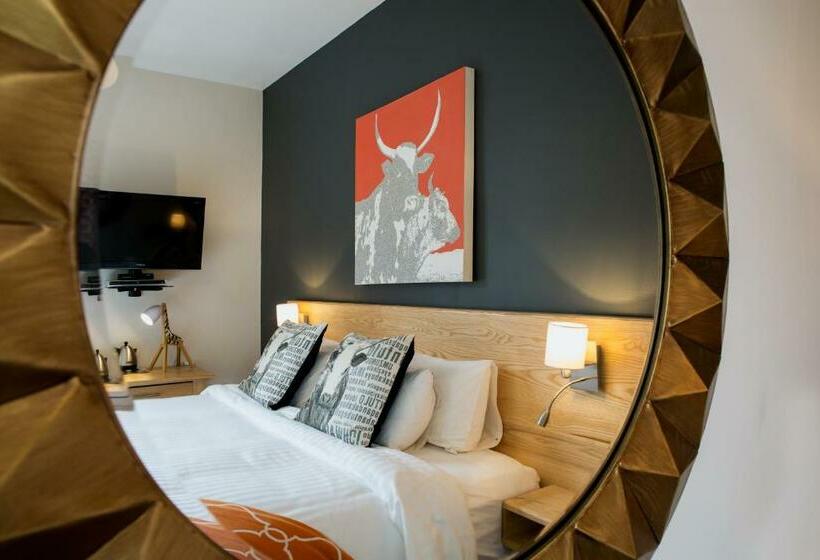 プールビュースタンダードルーム, Derwent House