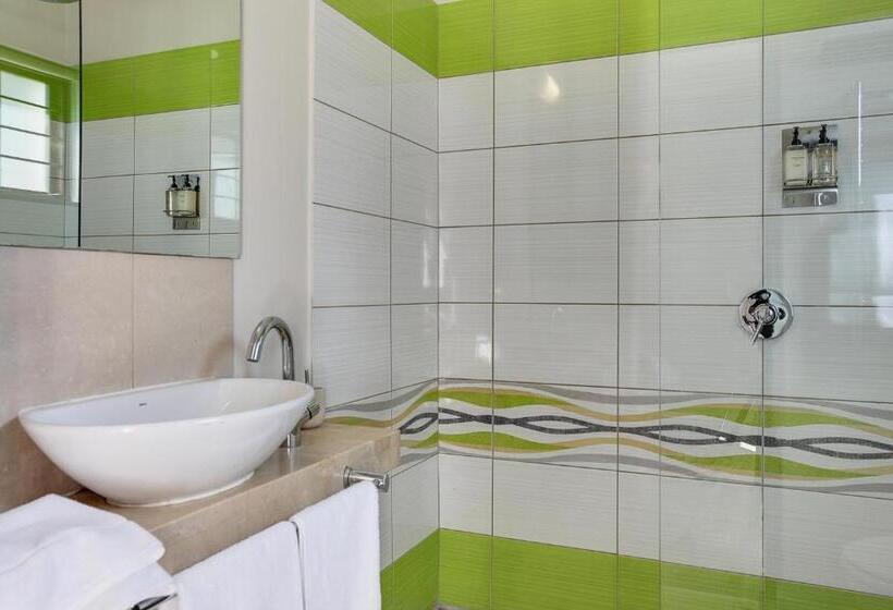 プールビュースタンダードルーム, Derwent House